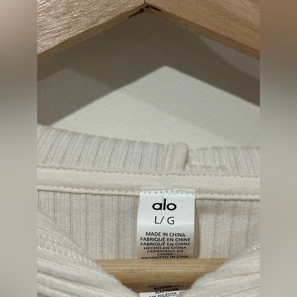 ALO Yoga Ribbed Muse Hoodie - Picture 6 of 10